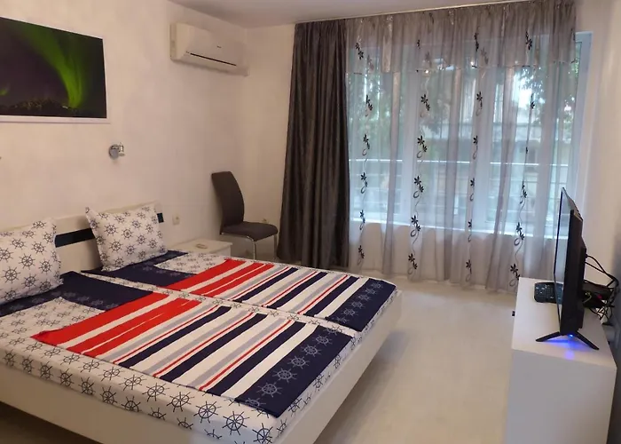 Apartament Holiday * בורגאס