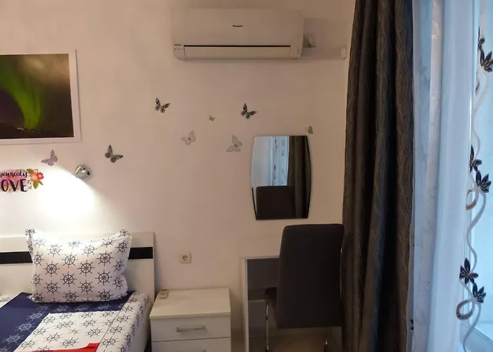 דירה Apartament Holiday בורגאס