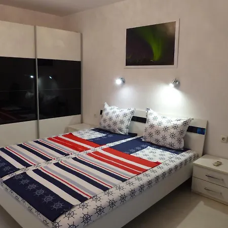 Apartament Holiday Daire Burgaz