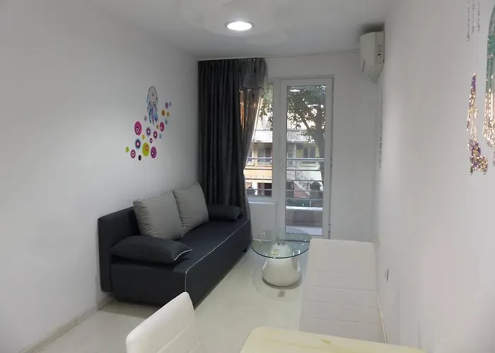 Apartament Holiday Бургас